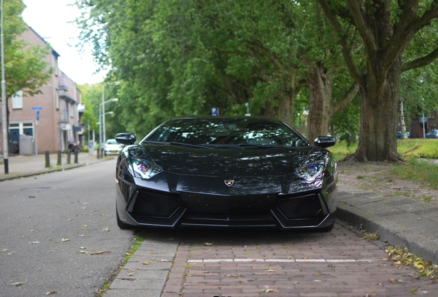 Lamborghini Aventador LP700-4