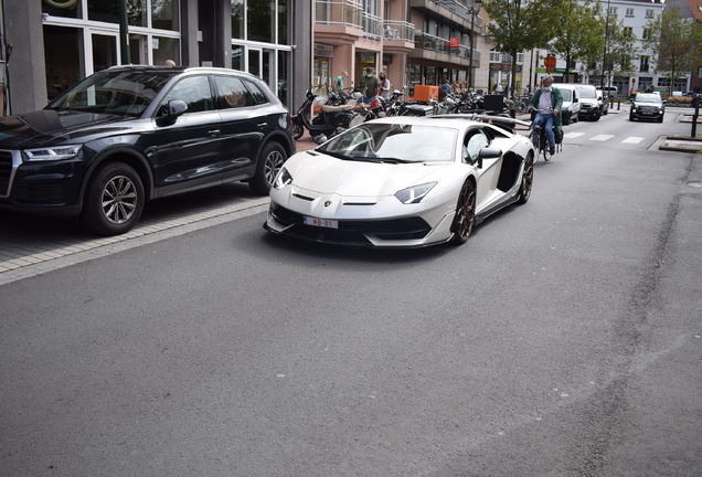 Lamborghini Aventador LP770-4 SVJ