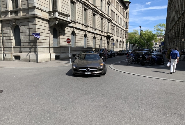 Mercedes-Benz SLS AMG