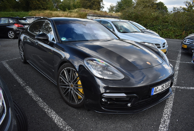 Porsche 971 Panamera Turbo S E-Hybrid Executive