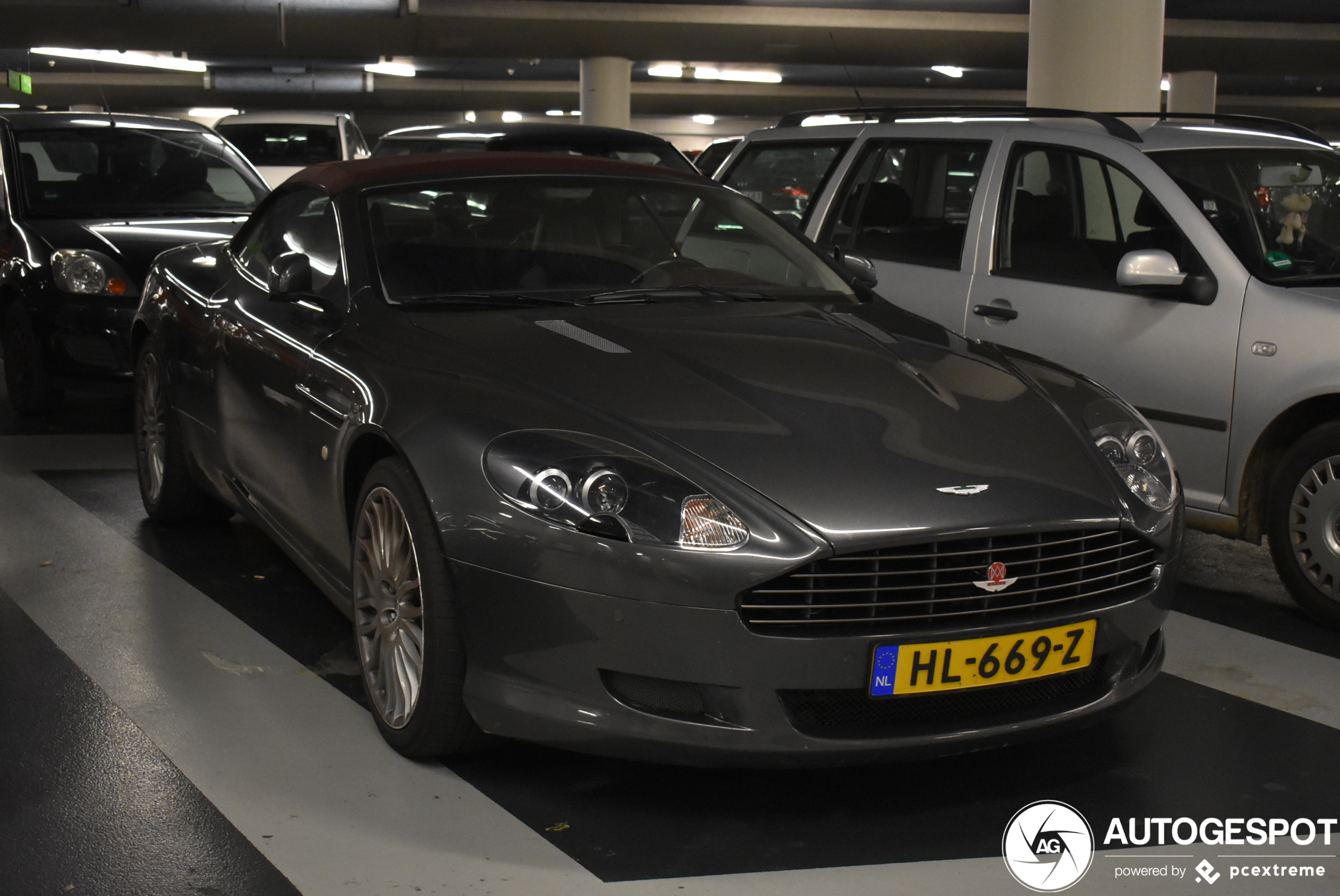 Aston Martin DB9 Volante