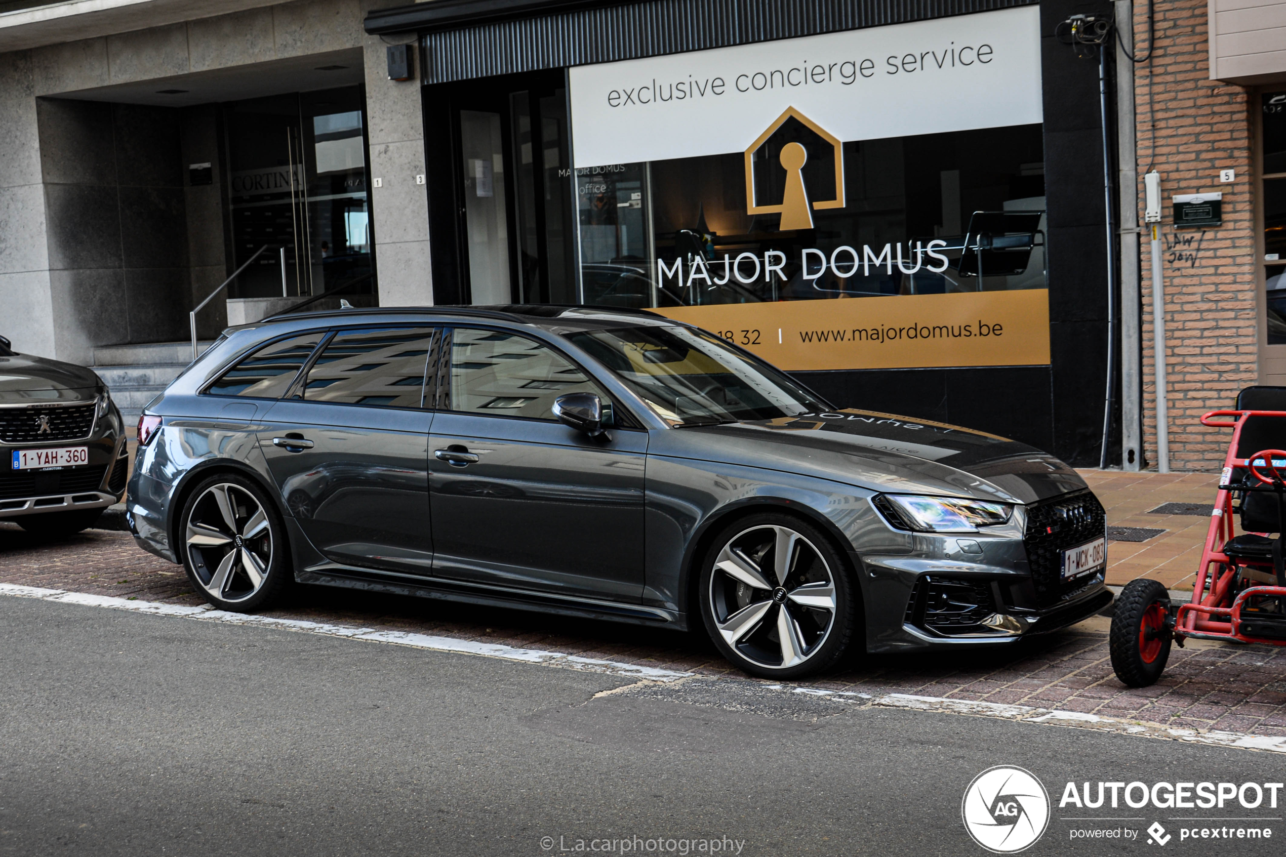 Audi RS4 Avant B9