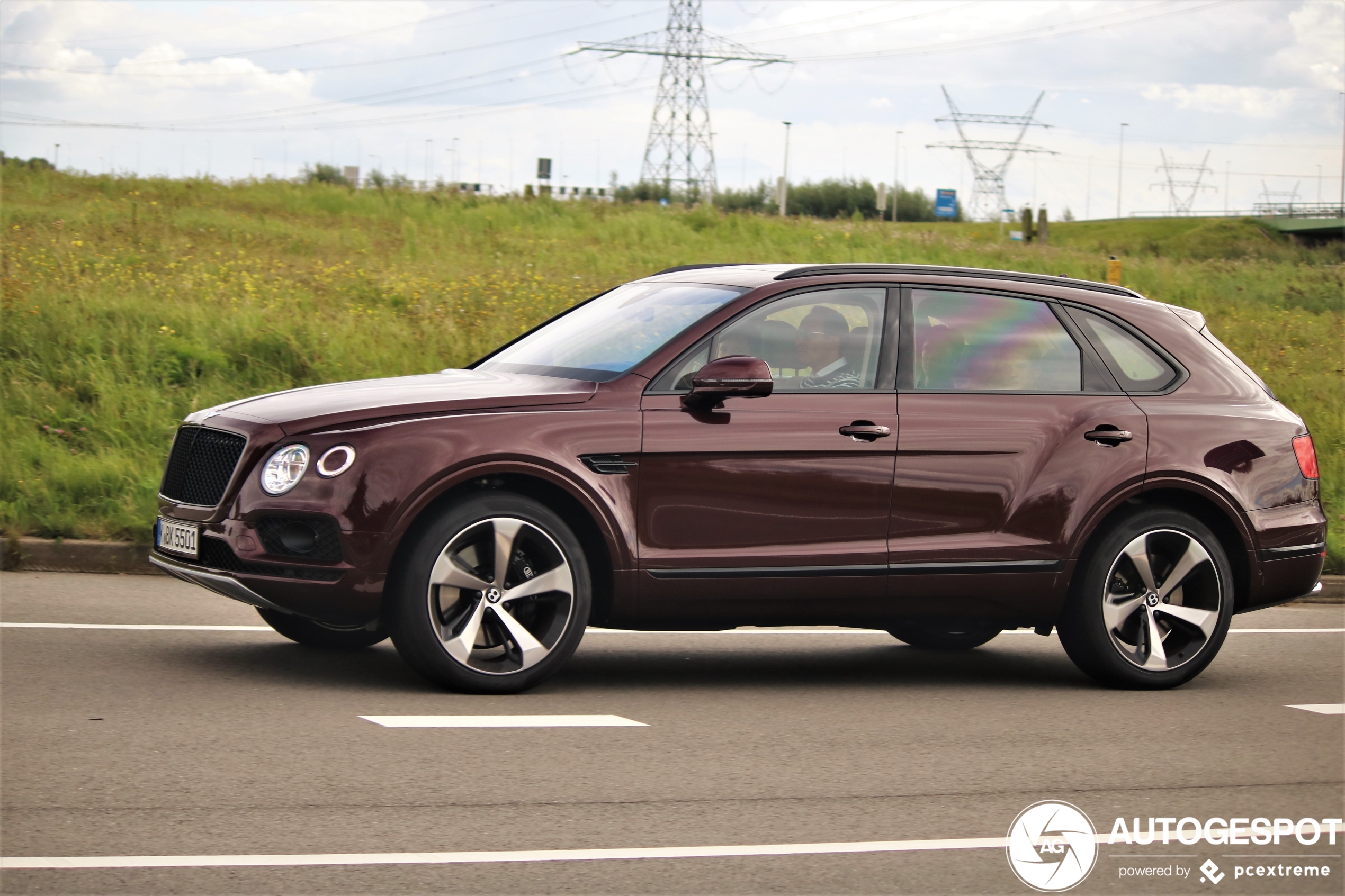 Bentley Bentayga V8