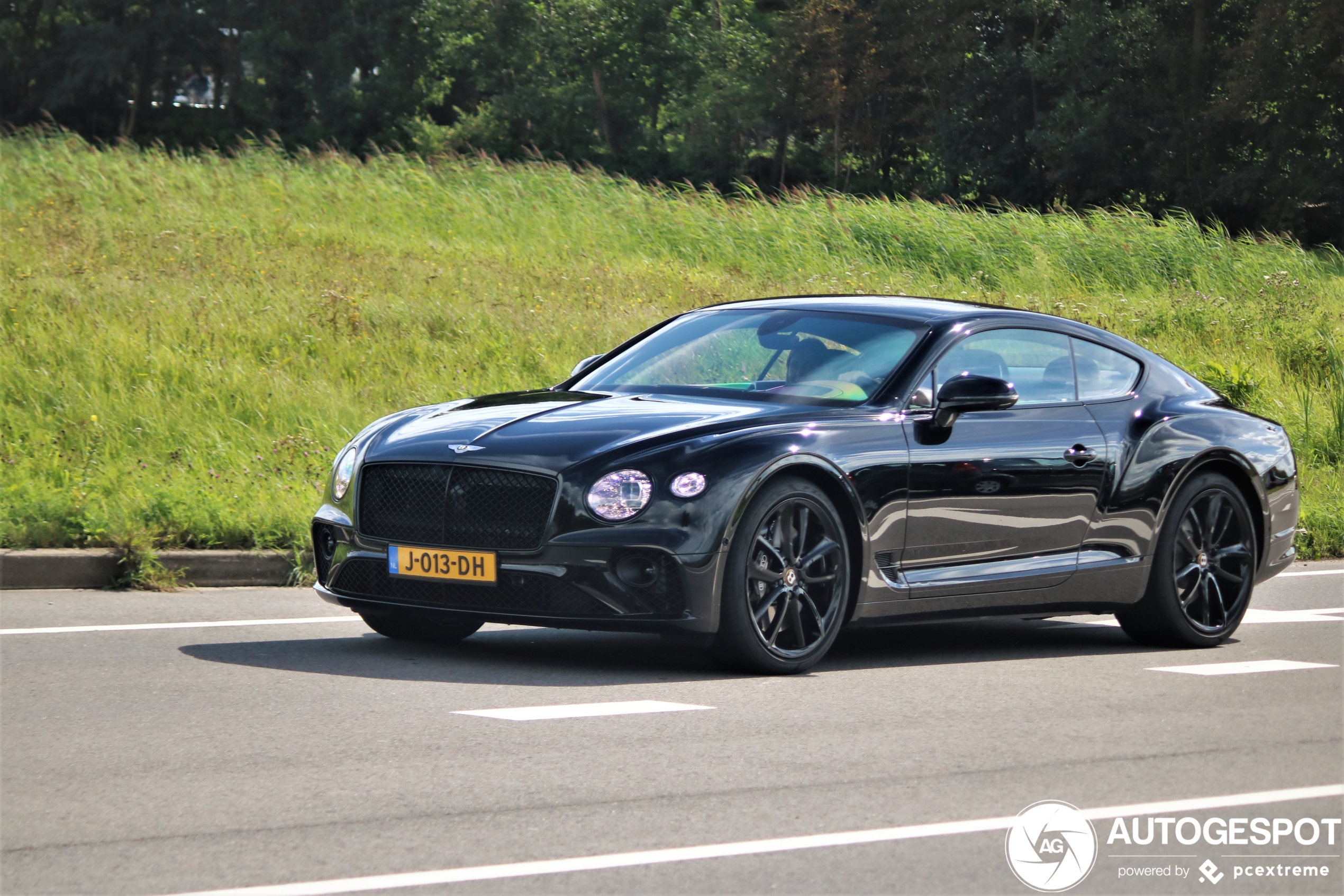 Bentley Continental GT V8 2020