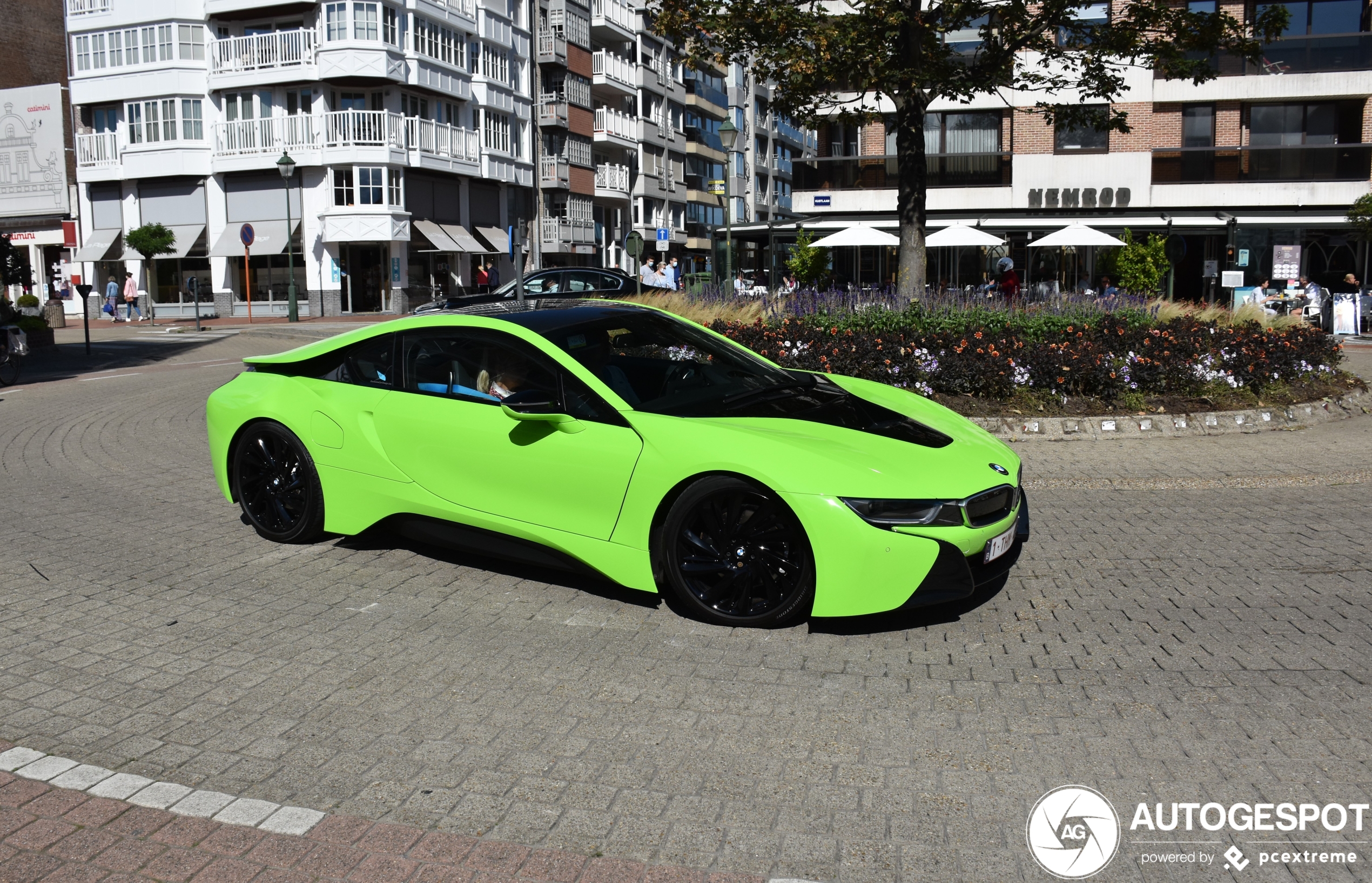 BMW i8