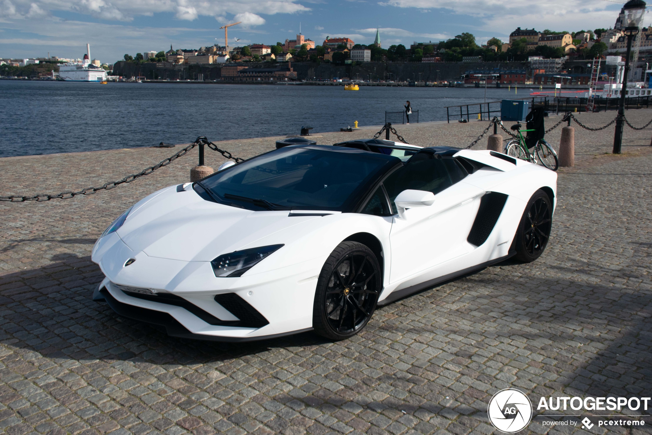 Lamborghini Aventador S LP740-4 Roadster