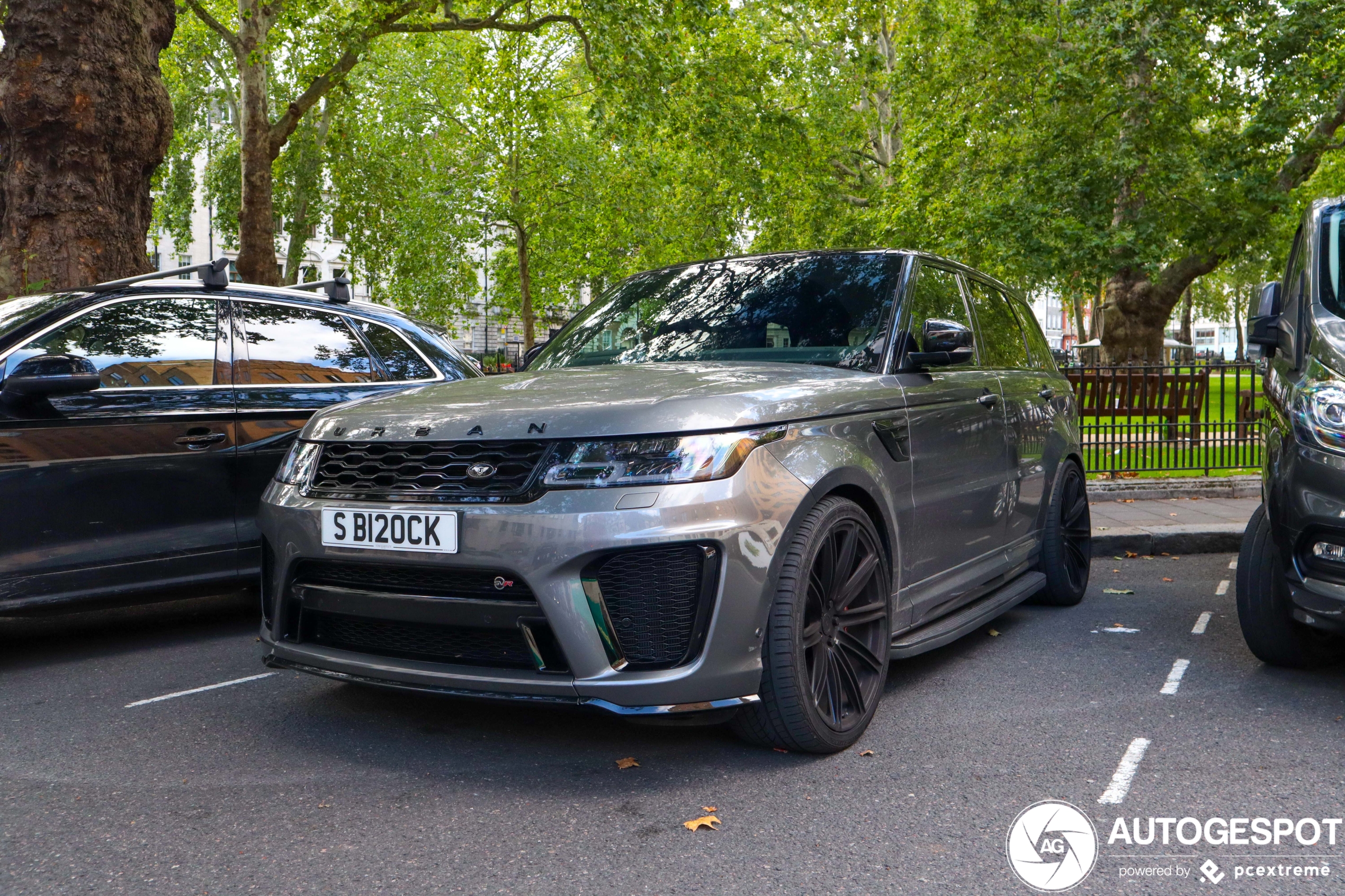 Land Rover Urban Range Rover Sport SVR 2018