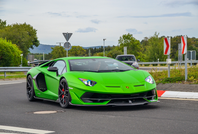 Lamborghini Aventador LP770-4 SVJ