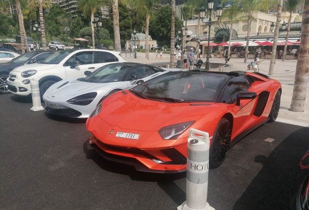 Lamborghini Aventador S LP740-4 Roadster