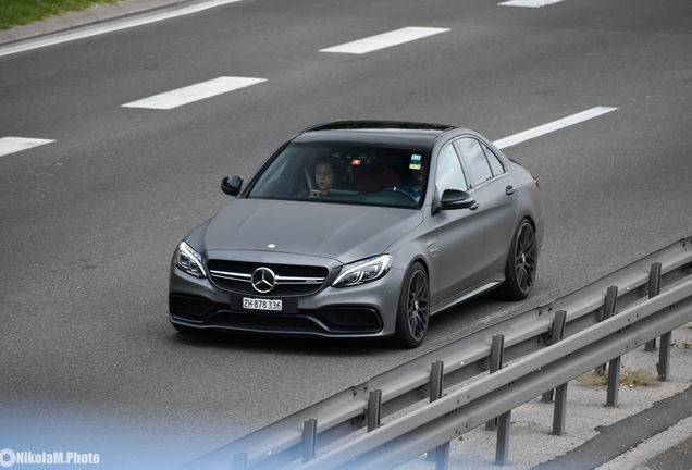 Mercedes-AMG C 63 S W205