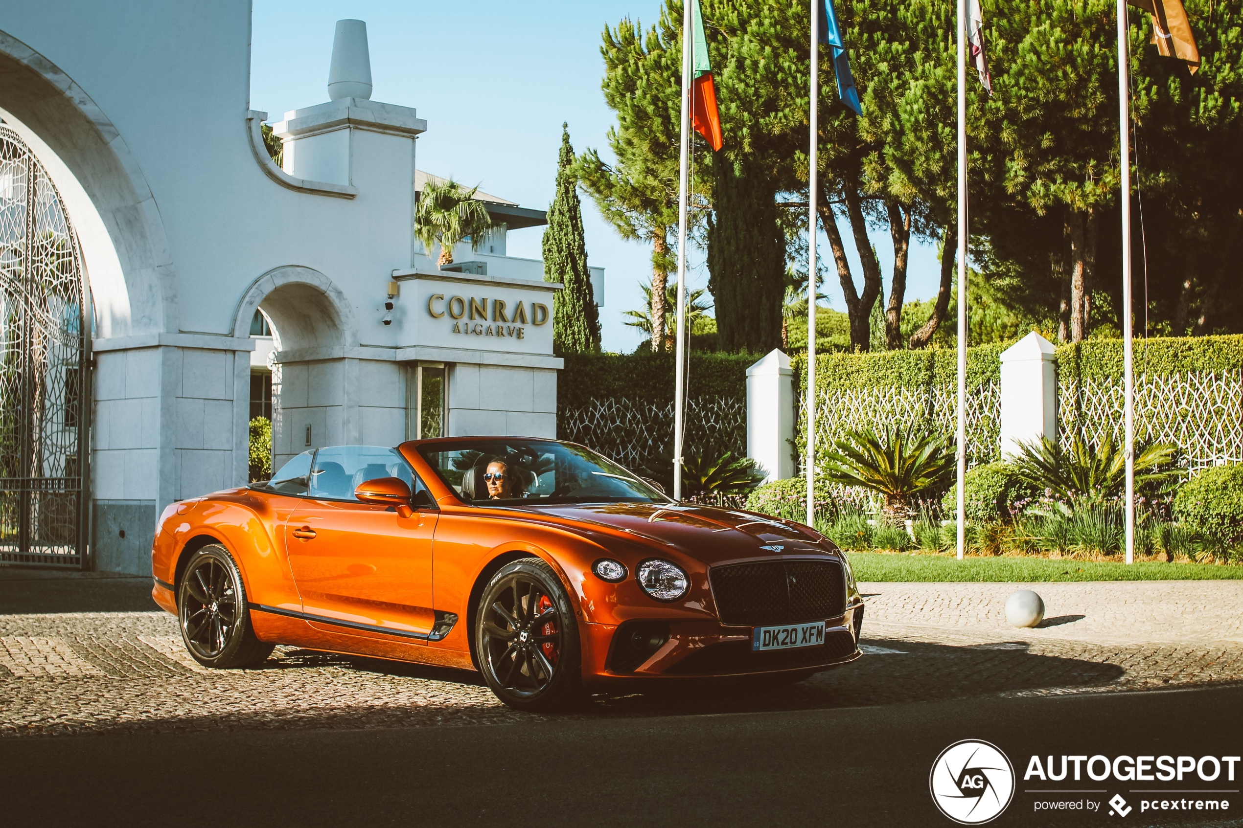 Bentley Continental GTC 2019