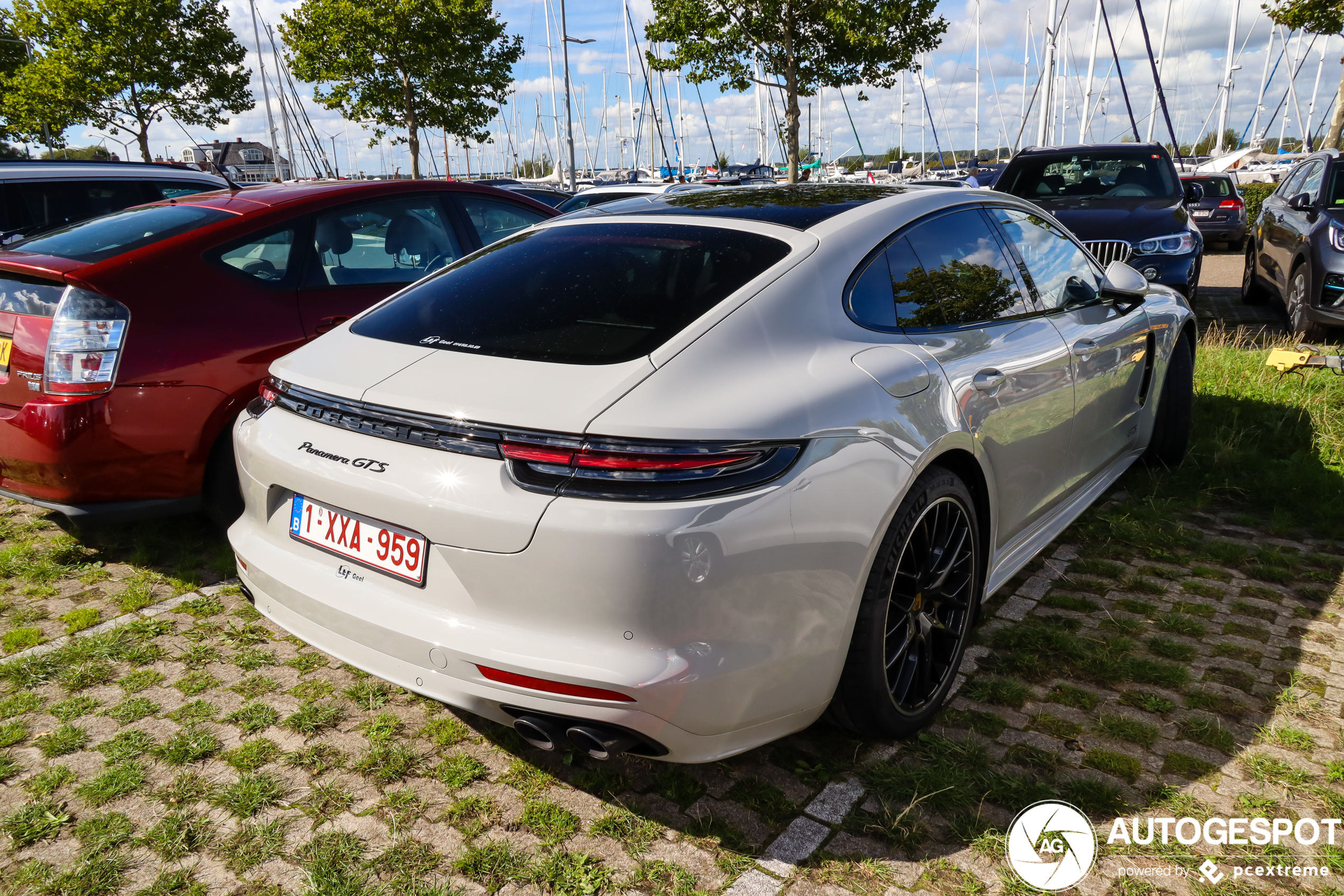 Porsche 971 Panamera GTS MkI