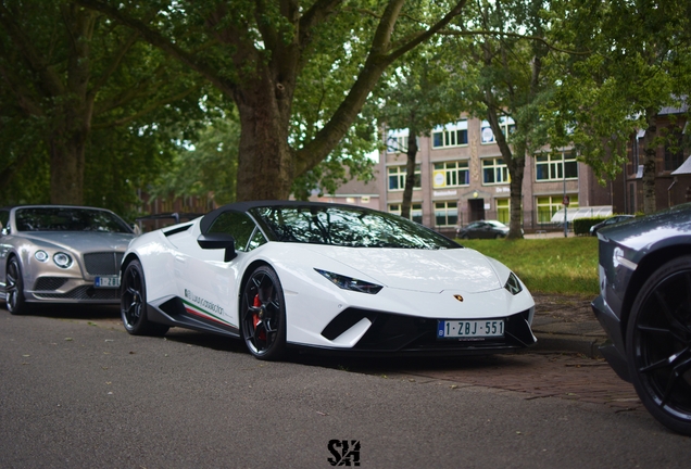 Lamborghini Huracán LP640-4 Performante Spyder