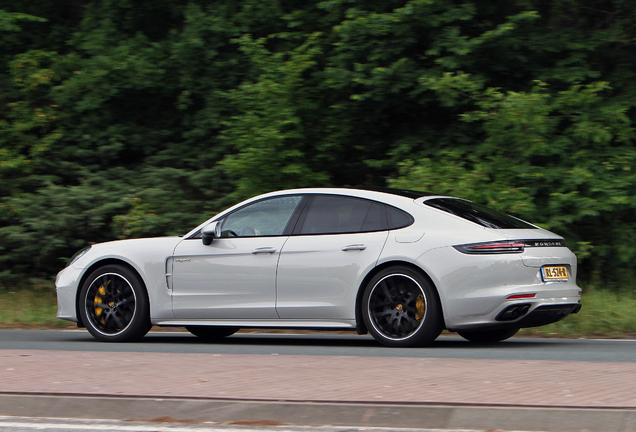 Porsche 971 Panamera Turbo S E-Hybrid