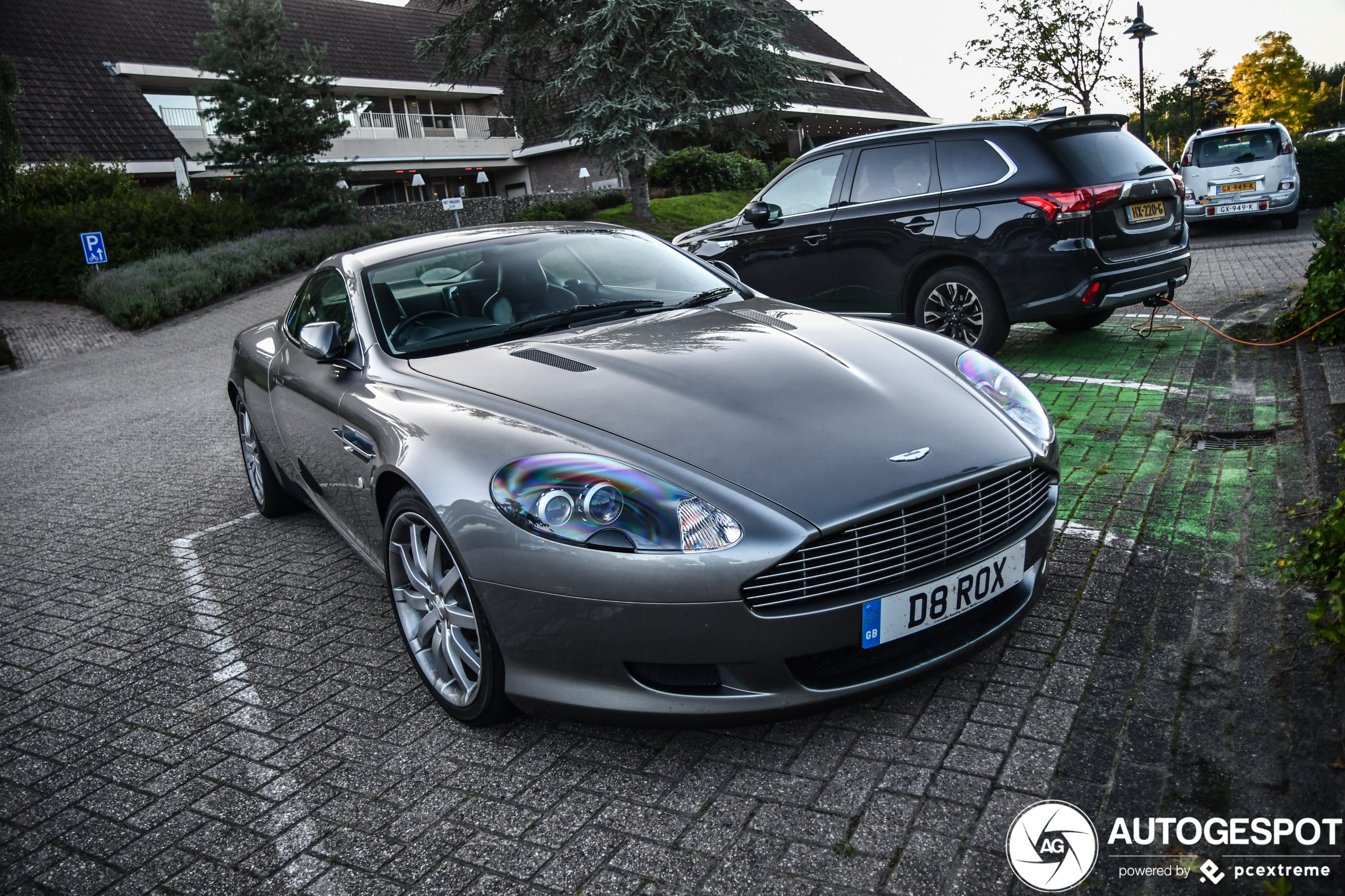 Aston Martin DB9