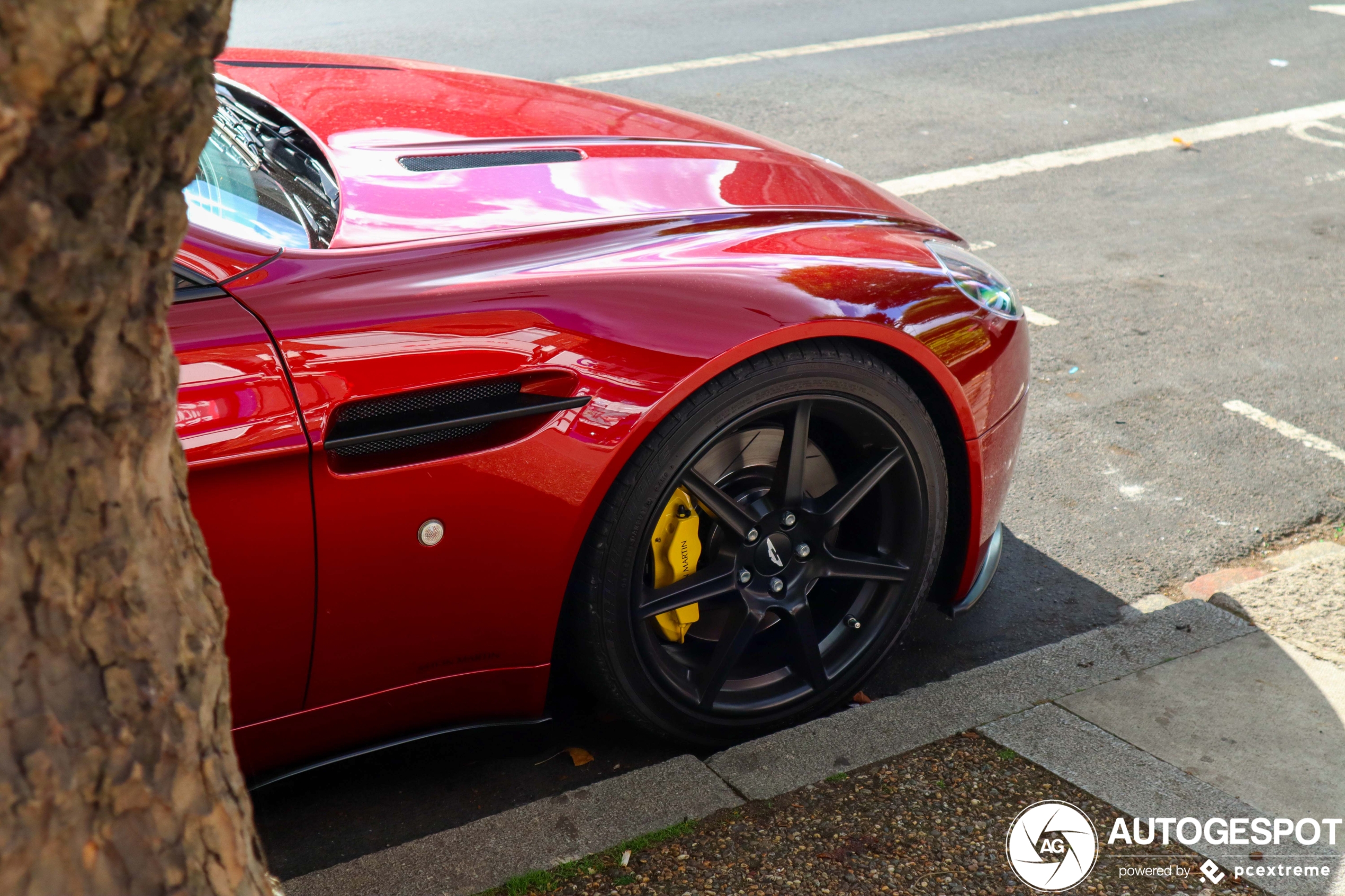 Aston Martin V8 Vantage