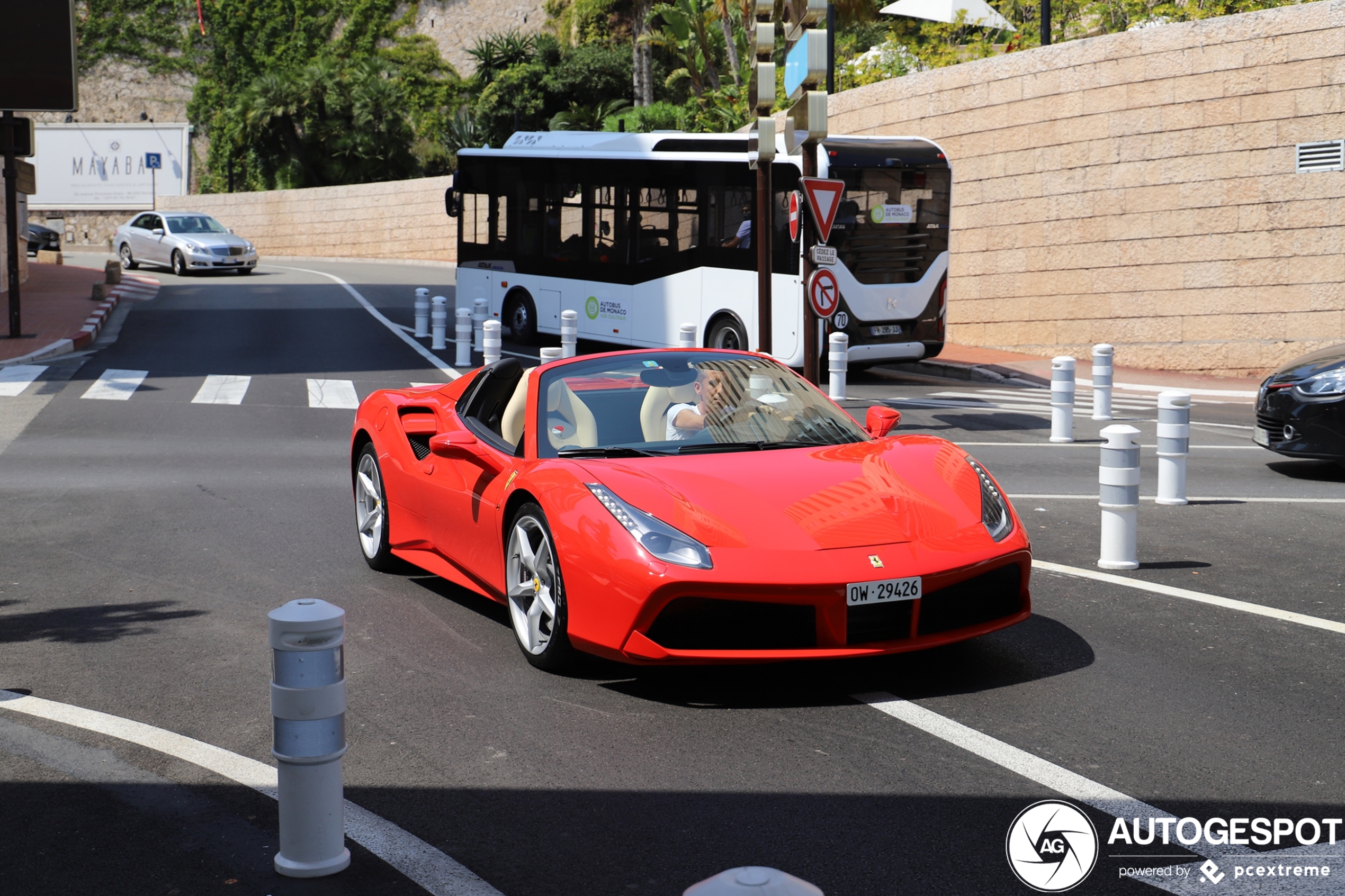 Ferrari 488 Spider