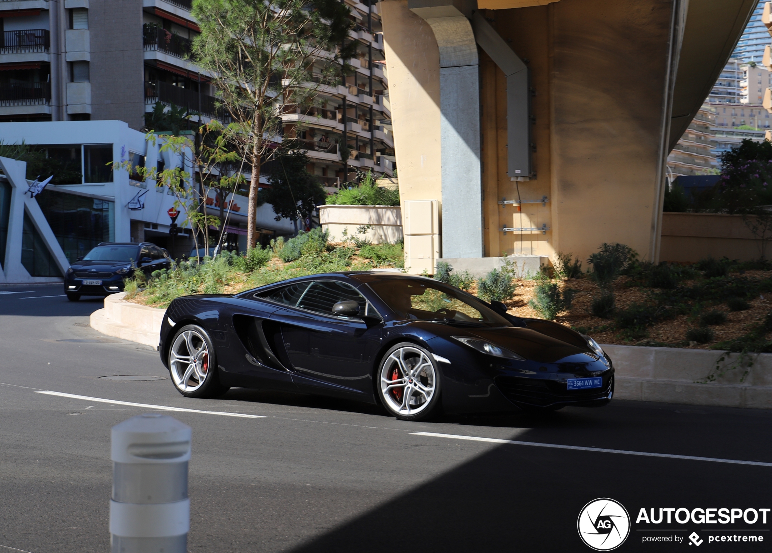 McLaren 12C