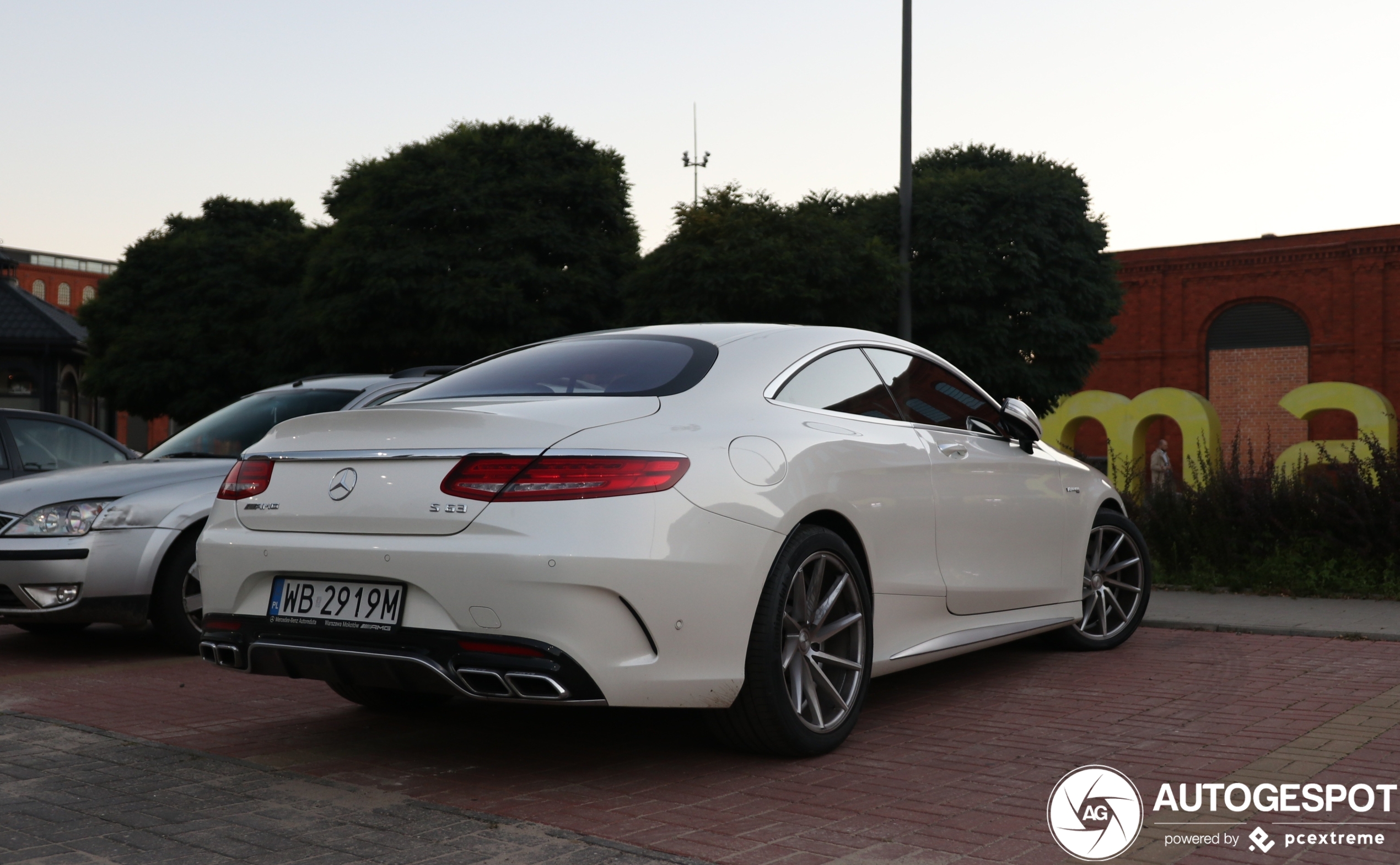 Mercedes-AMG S 63 Coupé C217