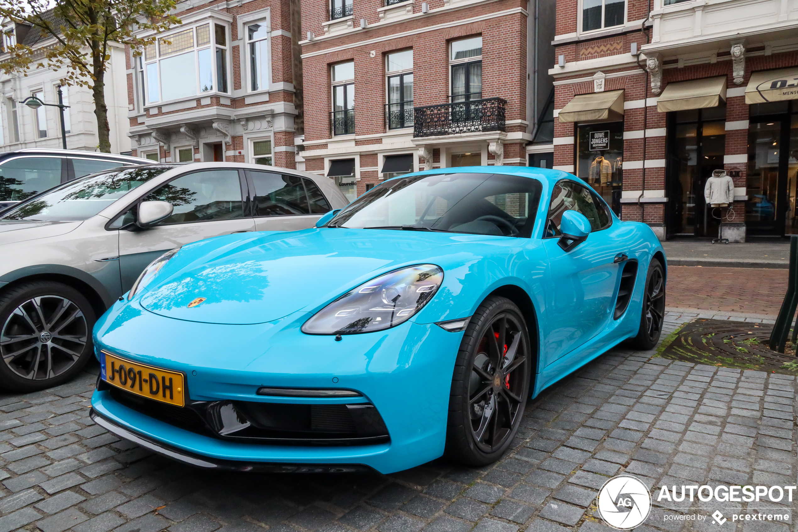 Porsche 718 Cayman S