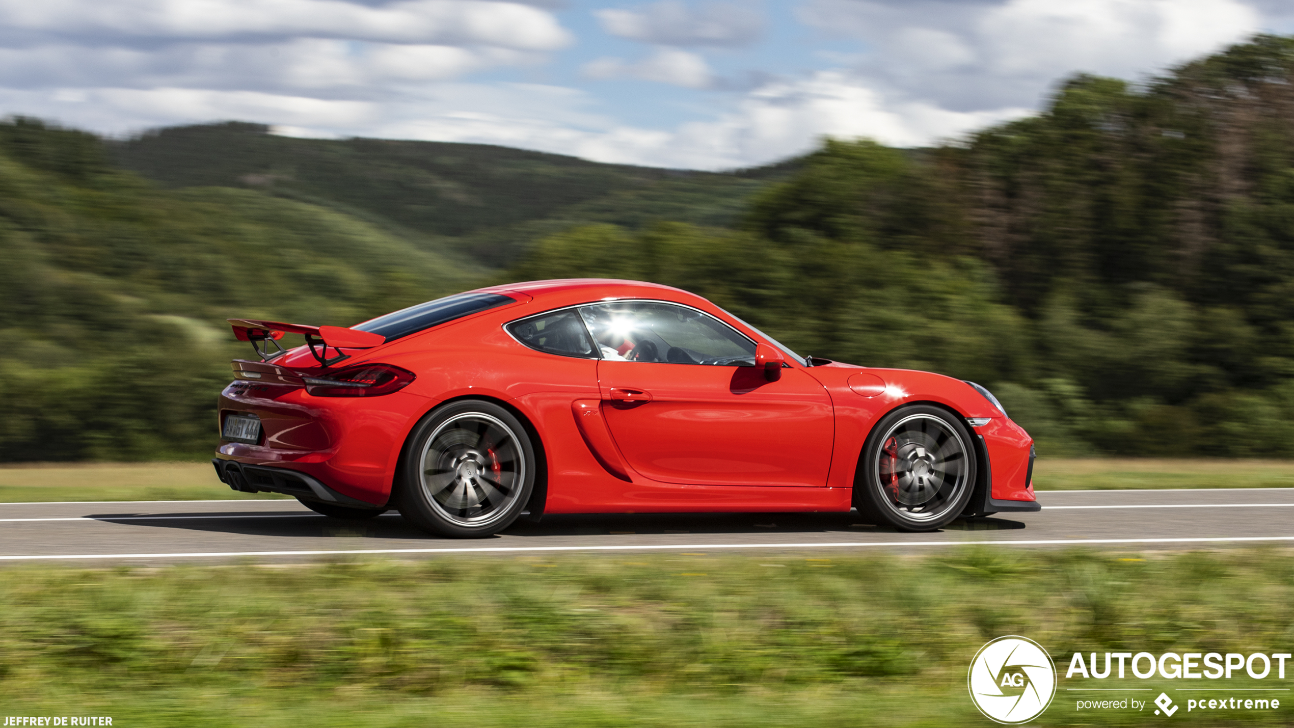 Porsche 981 Cayman GT4