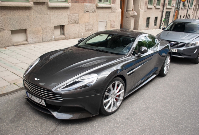 Aston Martin Vanquish 2013