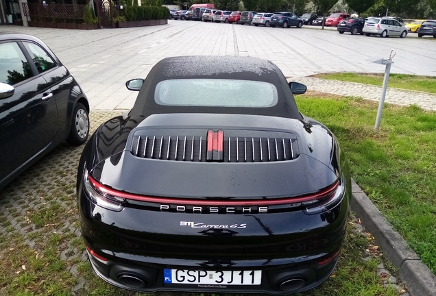 Porsche 992 Carrera 4S Cabriolet