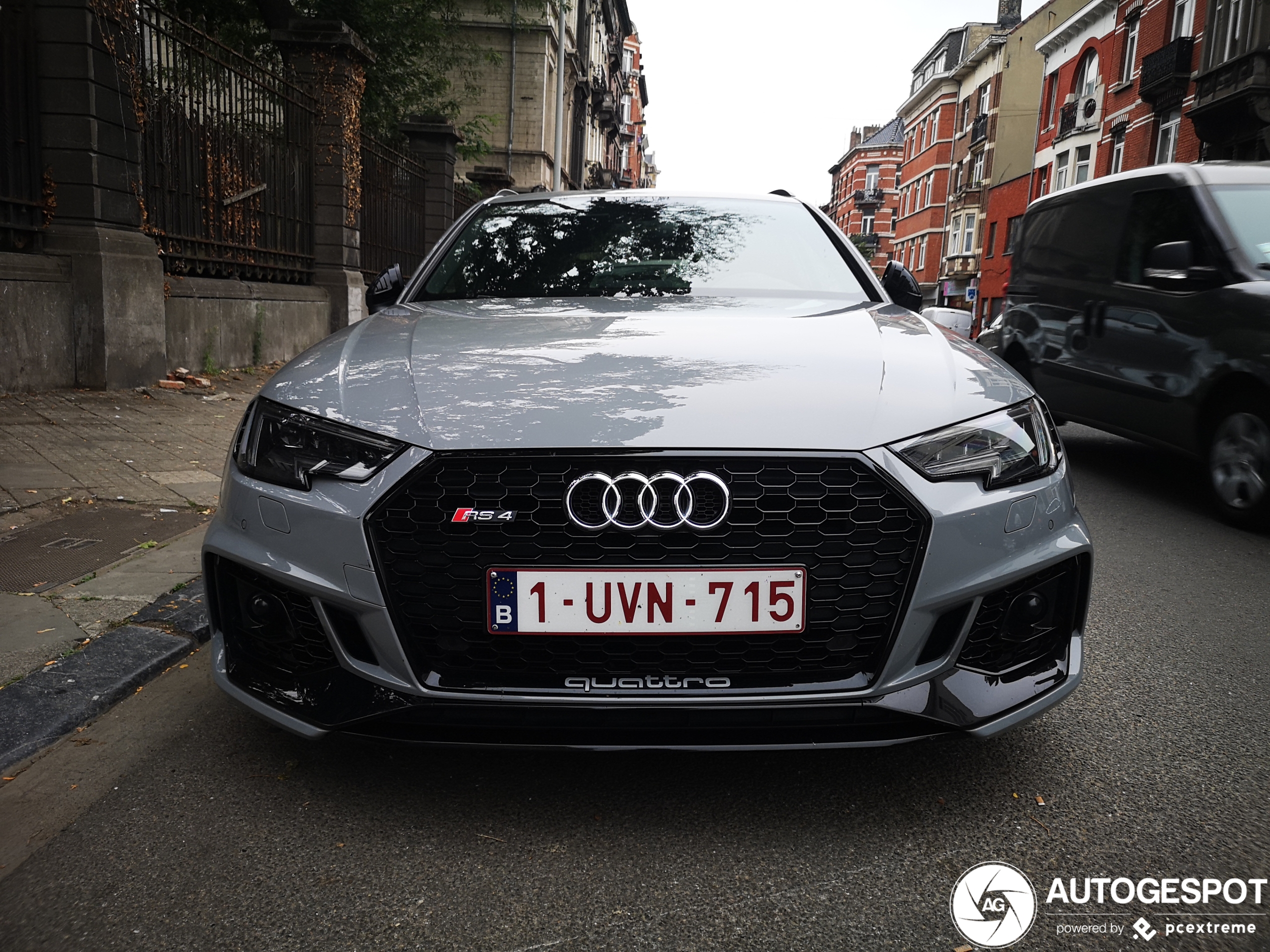 Audi RS4 Avant B9