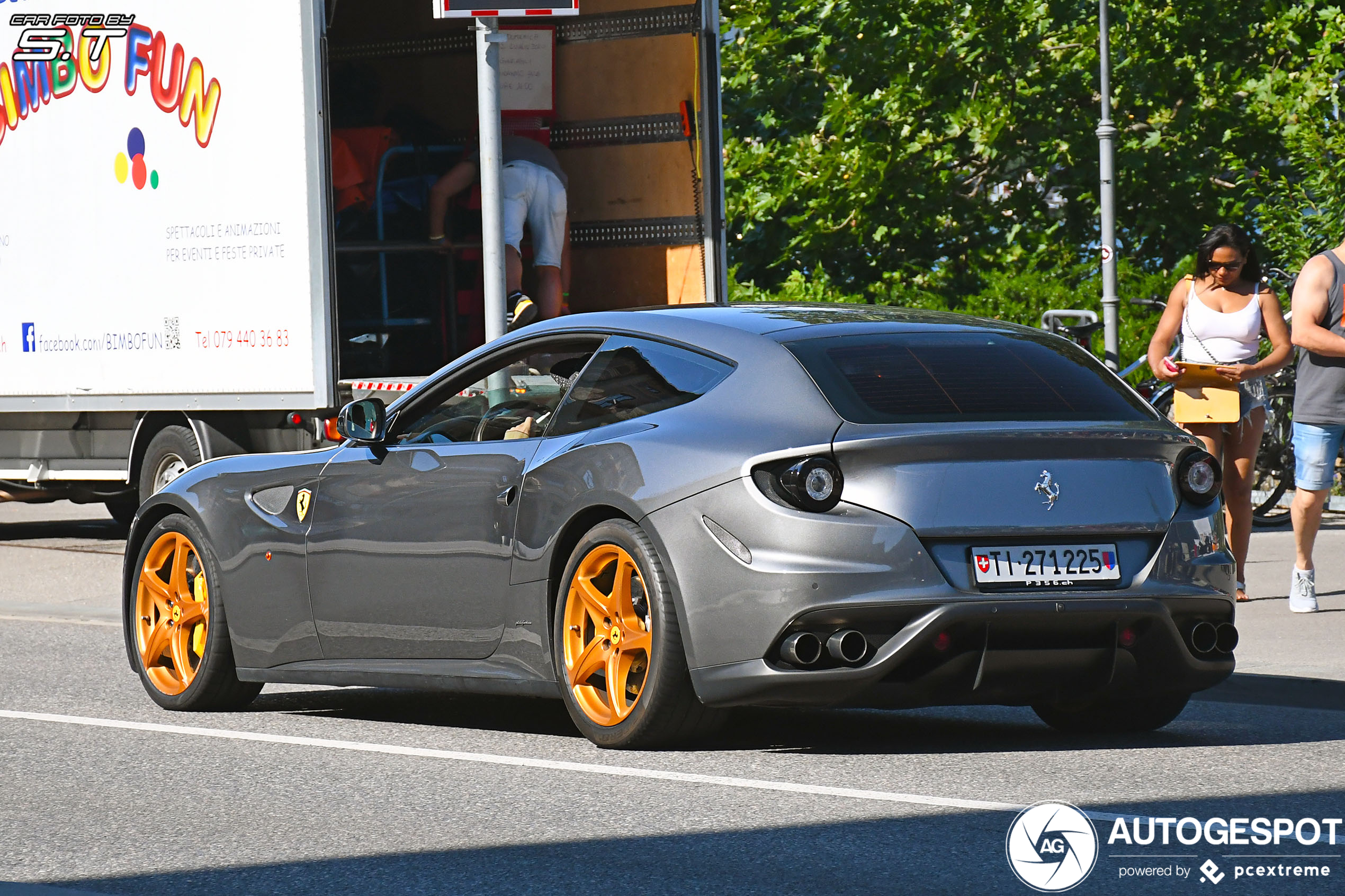 Ferrari FF