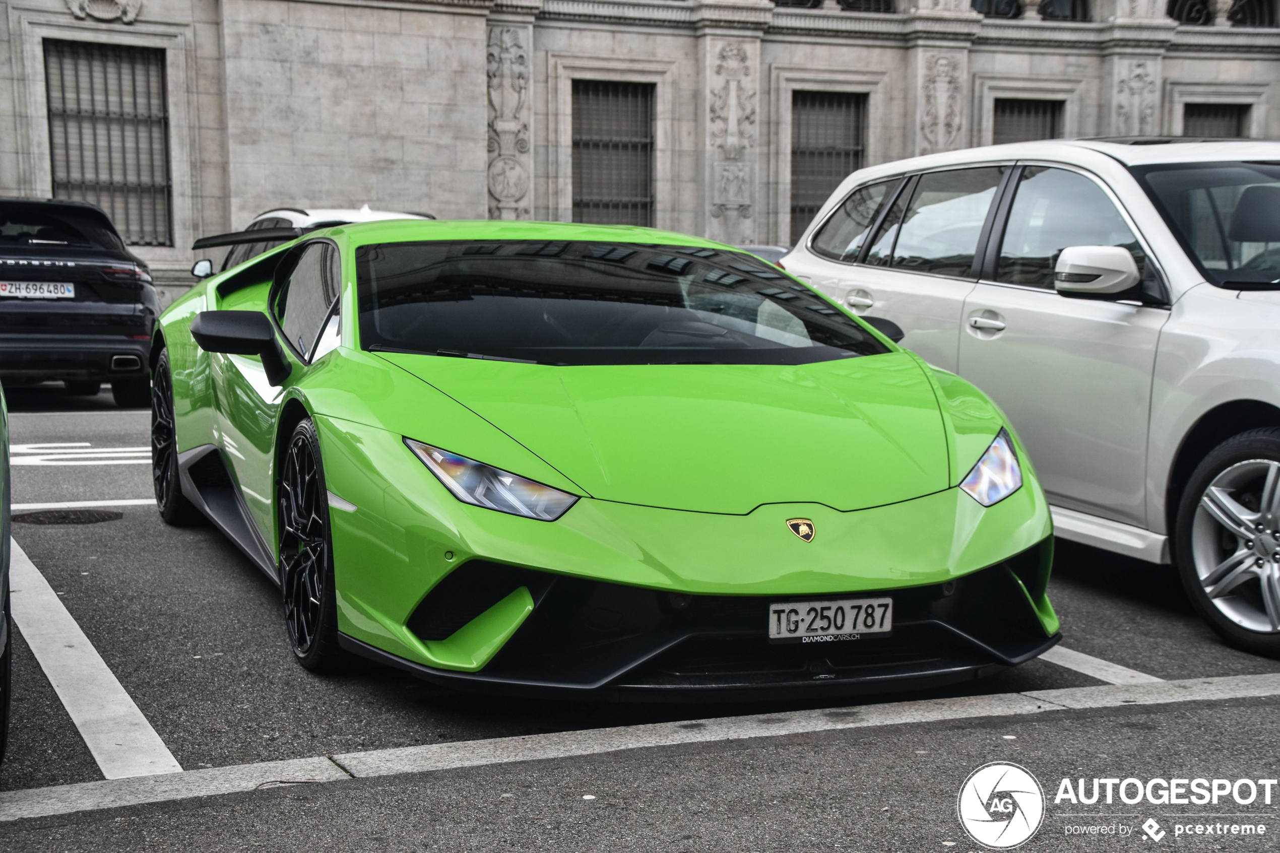 Lamborghini Huracán LP640-4 Performante