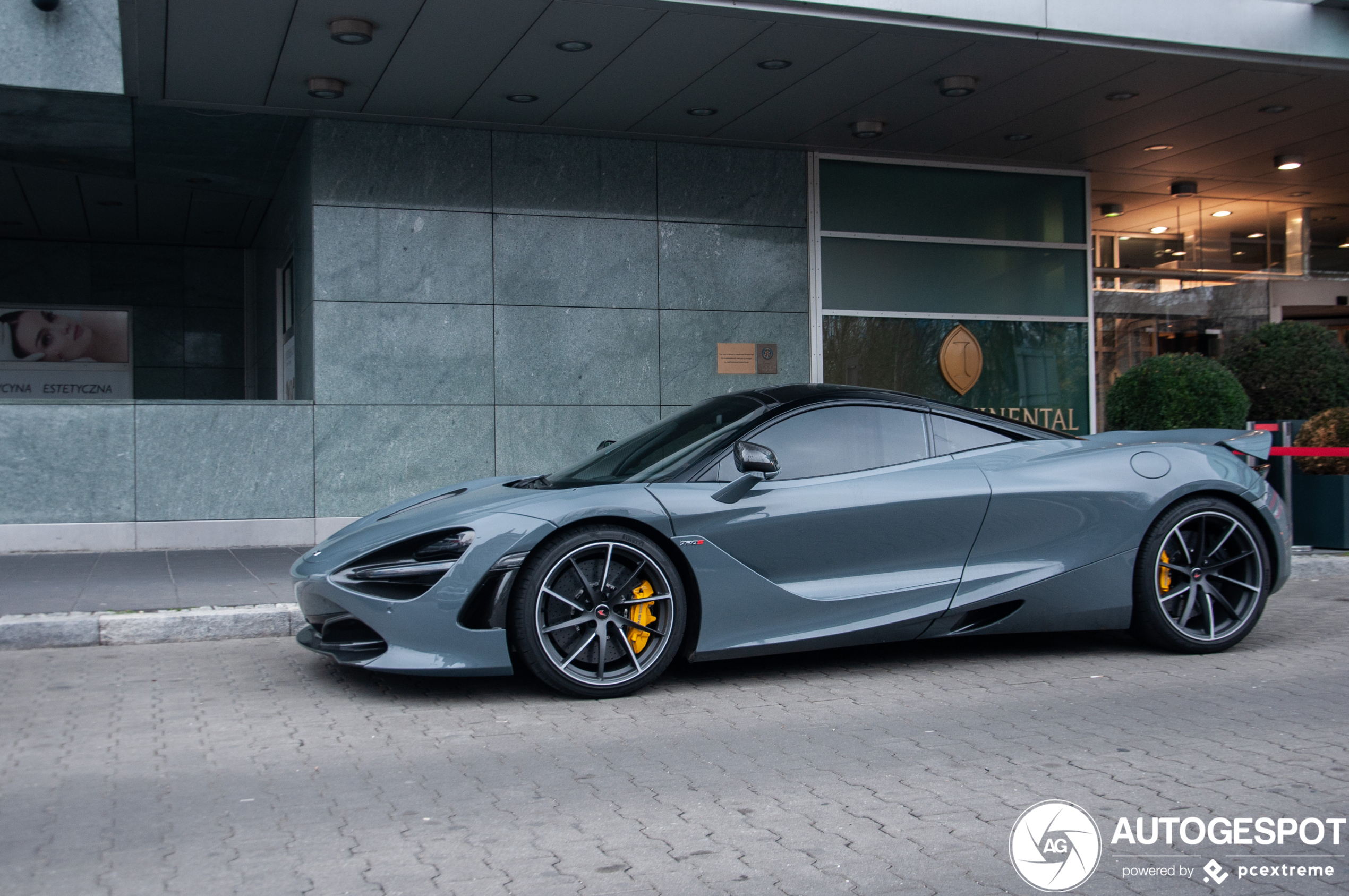 McLaren 720S