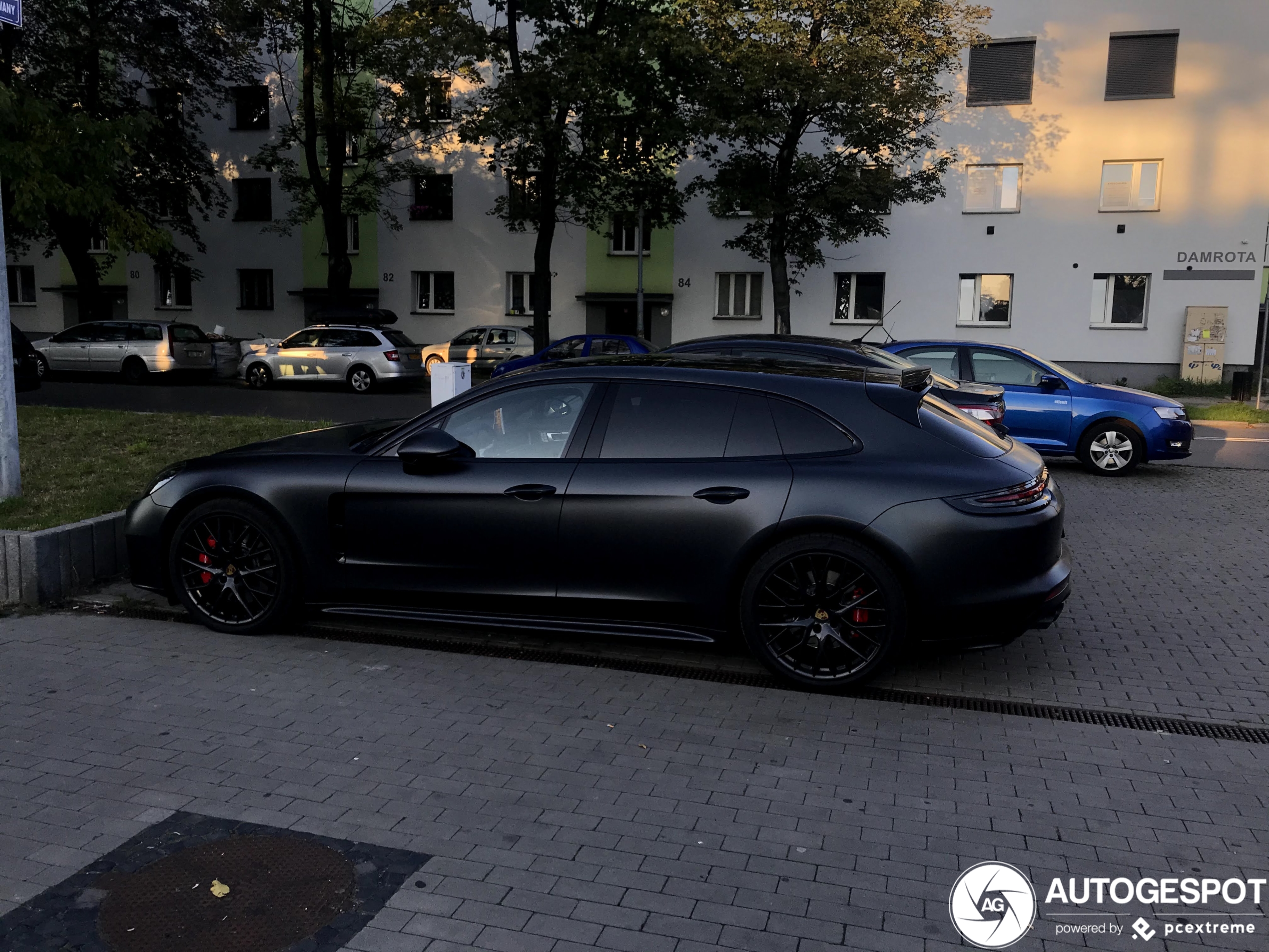 Porsche 971 Panamera GTS Sport Turismo