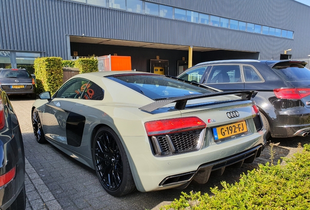 Audi R8 V10 Plus 2015