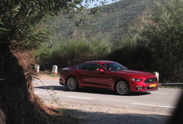 Ford Mustang GT 2015