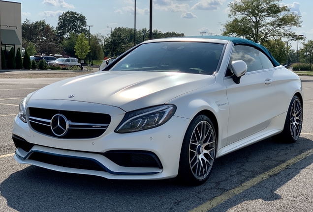 Mercedes-AMG C 63 S Convertible A205 Ocean Blue Edition