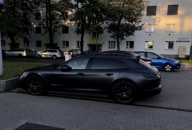 Porsche 971 Panamera GTS Sport Turismo