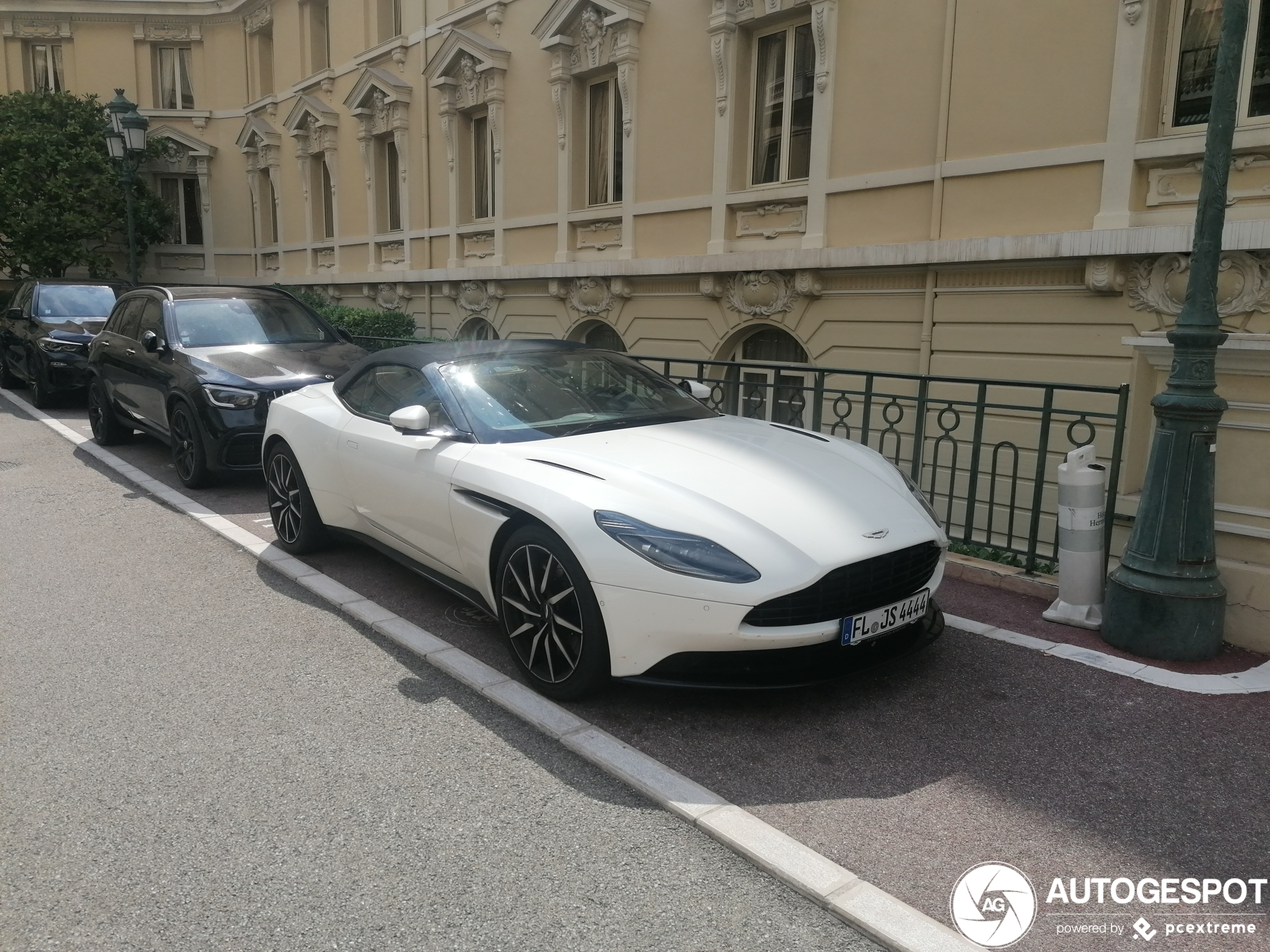 Aston Martin DB11 V8 Volante