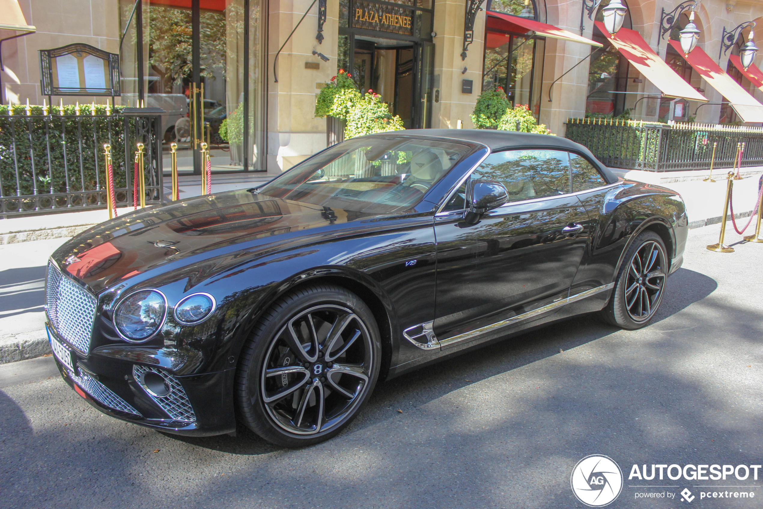 Bentley Continental GTC V8 2020