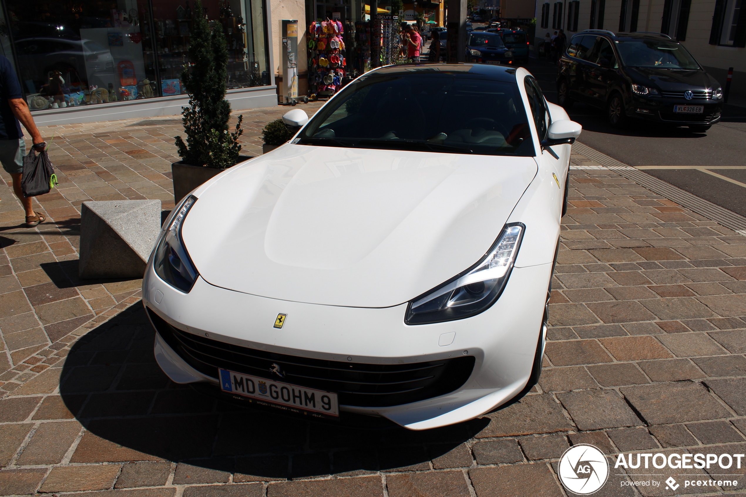 Ferrari GTC4Lusso T