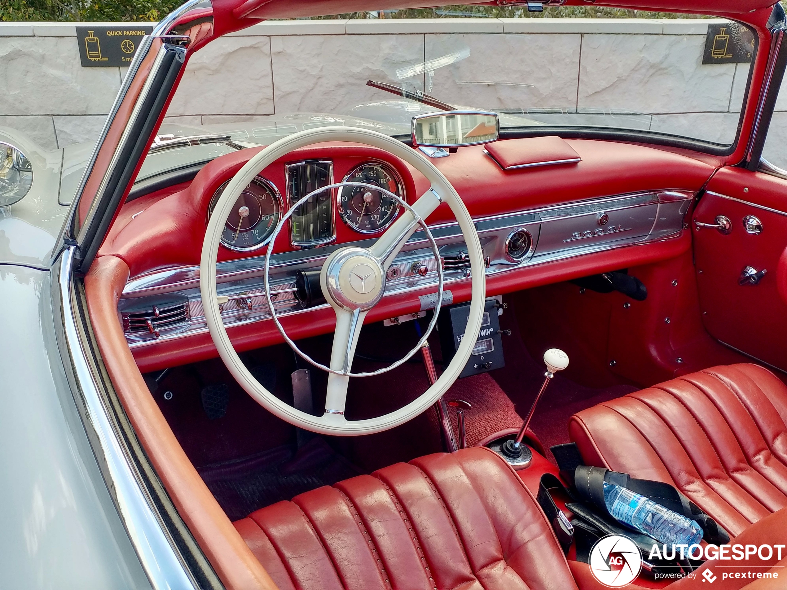 Mercedes-Benz 300SL Roadster