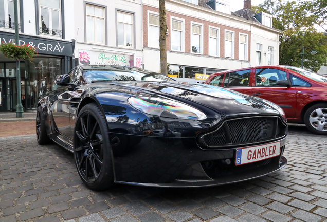 Aston Martin V12 Vantage S AMR