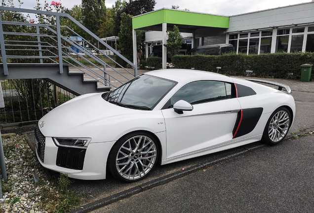 Audi R8 V10 Plus 2015