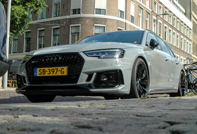 Audi RS4 Avant B9