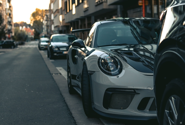 Porsche 991 GT3 RS MkII Weissach Package