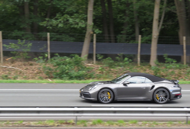 Porsche 992 Turbo S Cabriolet