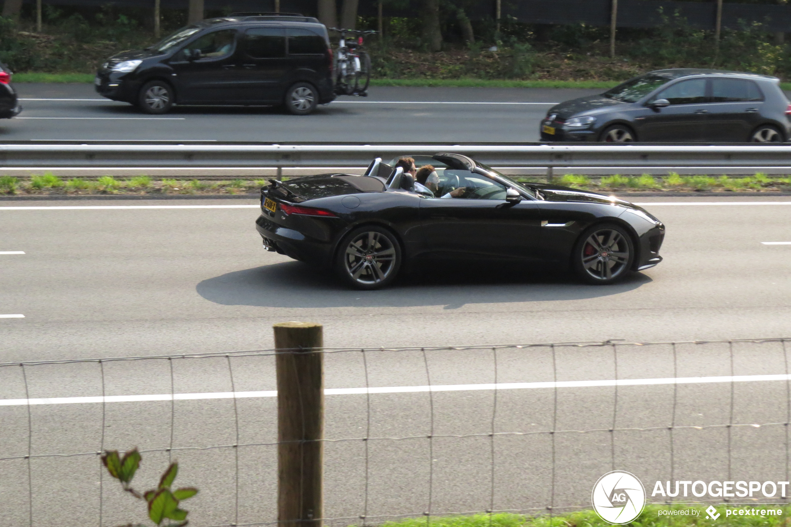 Jaguar F-TYPE S Convertible