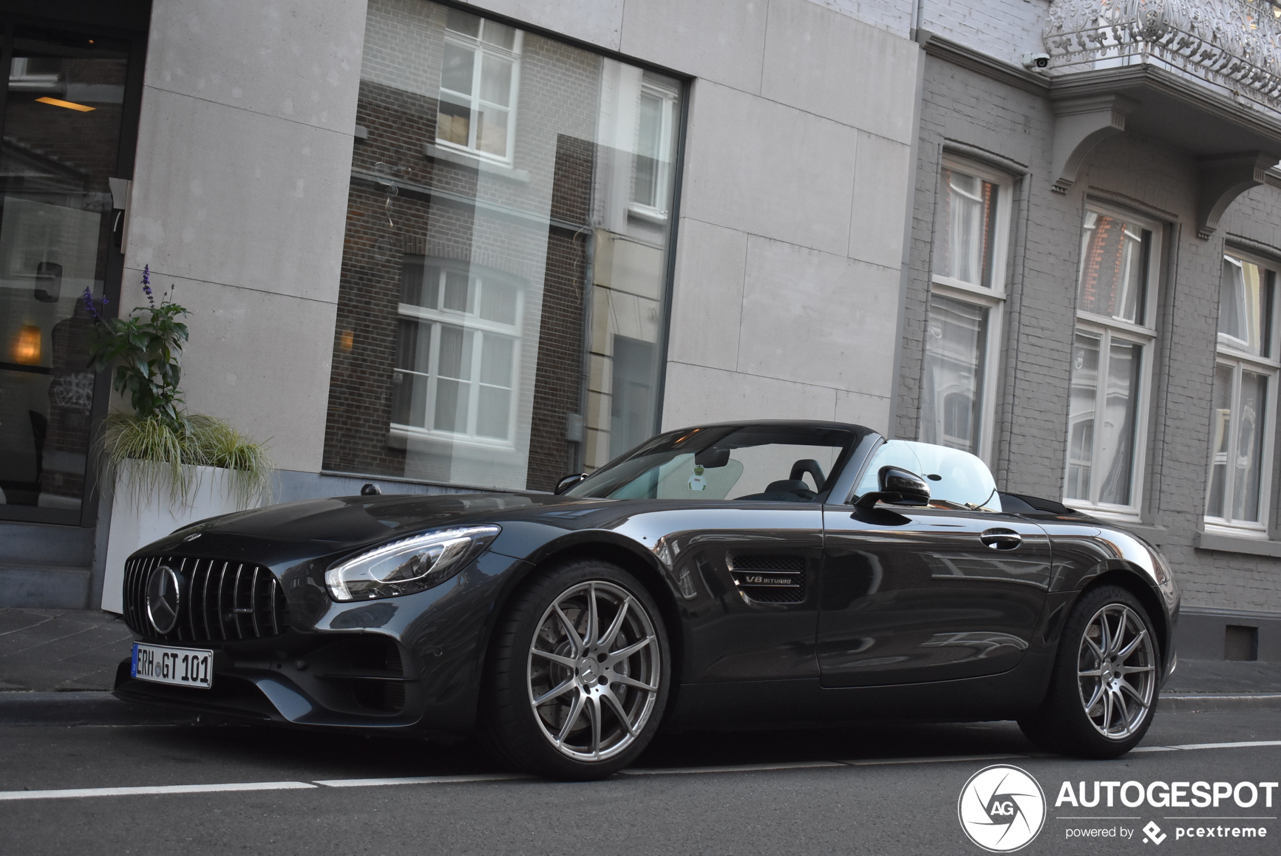 Mercedes-AMG GT Roadster R190