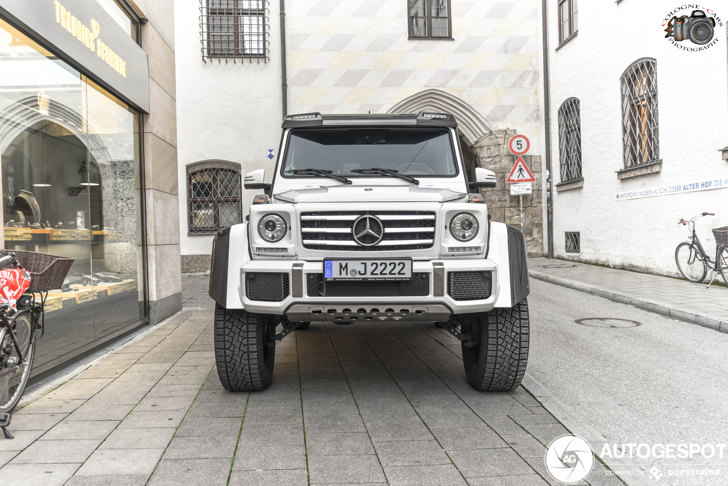 Mercedes-Benz G 500 4X4²