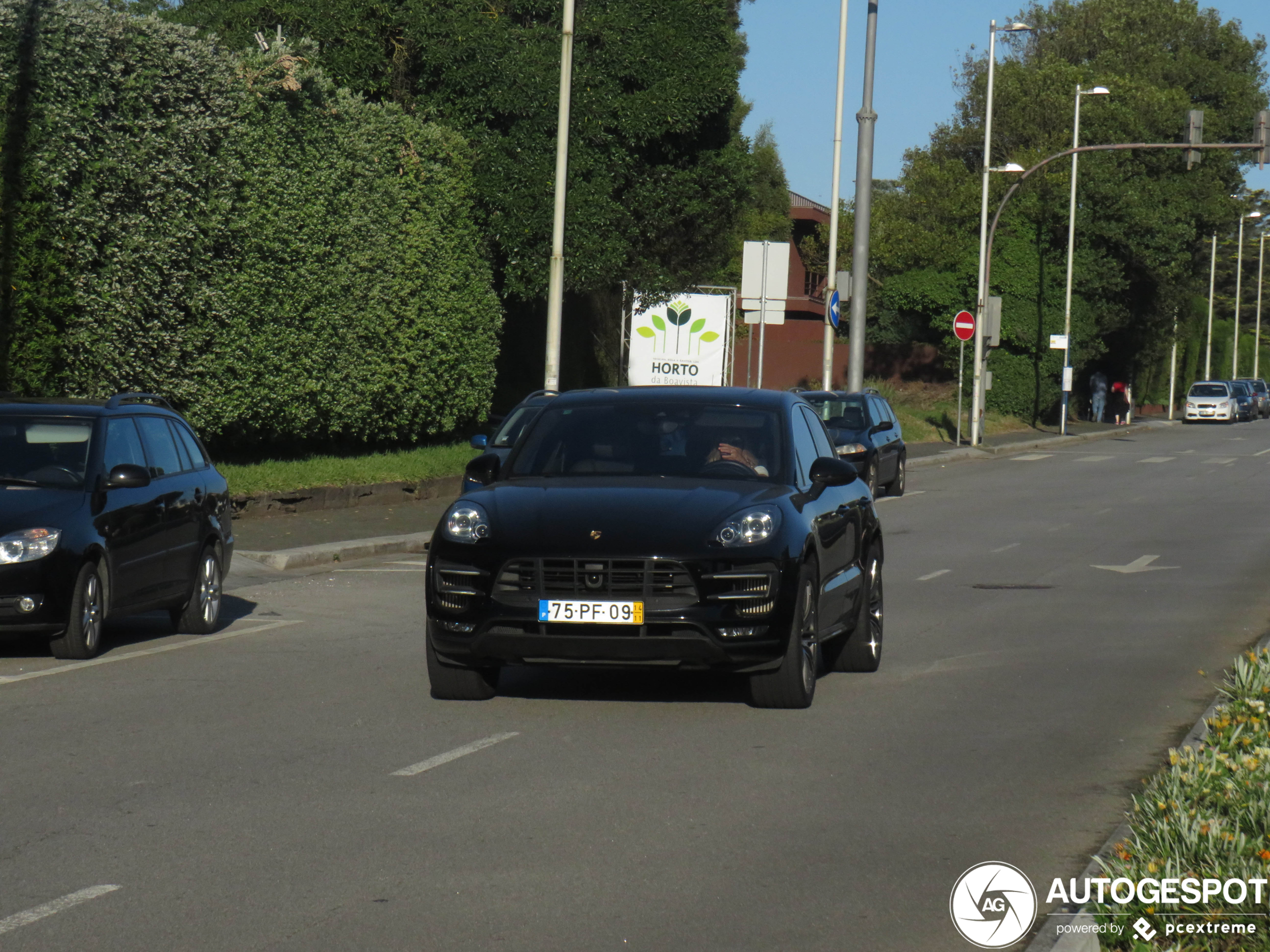 Porsche 95B Macan Turbo