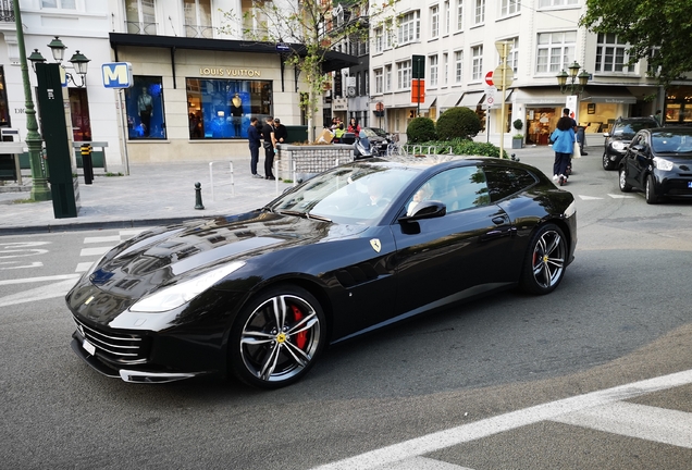 Ferrari GTC4Lusso